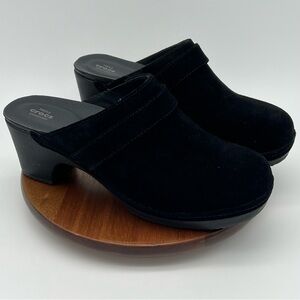 Crocs Sarah Black Suede Block Heel Clogs Womens Shoe Sz. 8 Triple Comfort